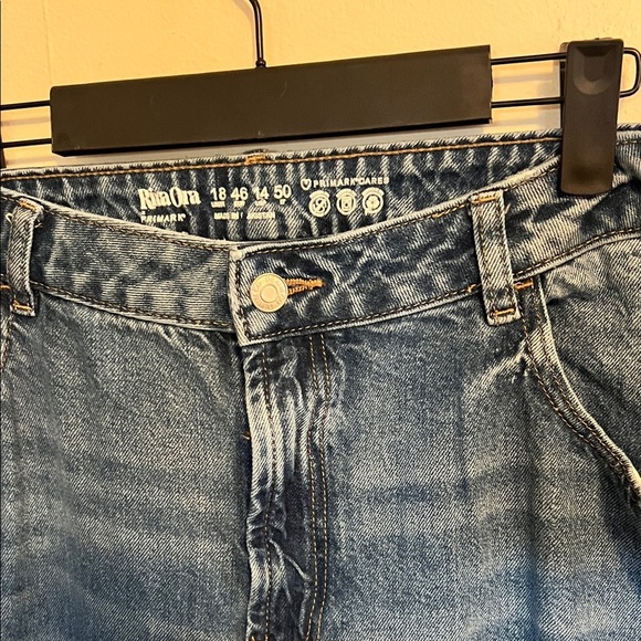 Barrel jeans, Classic Blue Women's Jeans - Picture 2 of 5